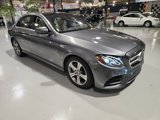 Used 2020 Mercedes-Benz E 350 4MATIC Sedan image 4