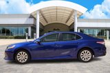 Used 2018 Toyota Camry LE image 3