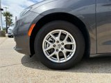 Used 2022 Chrysler Pacifica Touring-L image 3