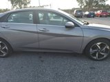 Used 2022 Hyundai Elantra SEL w/ Convenience + Premium Package image 5