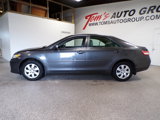 Used 2010 Toyota Camry LE image 2