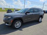 New 2025 Jeep Grand Cherokee L Laredo image 2
