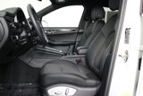 Certified 2023 Porsche Macan image 5