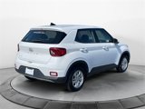 Used 2021 Hyundai Venue SE image 5