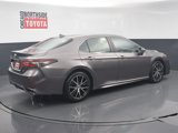 Used 2023 Toyota Camry SE image 4