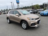 Used 2018 Chevrolet Trax LT w/ LT Convenience Package image 3