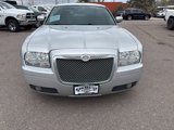 Used 2007 Chrysler 300 Touring L image 2