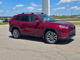 Used 2019 Toyota RAV4 XLE Premium image 4