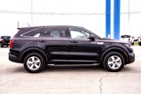 Used 2023 Kia Sorento LX image 5