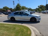 Used 2020 Toyota Camry SE image 3