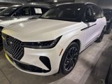 Used 2024 Lincoln Nautilus Reserve w/ Equipment Group 203A image 2