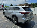 Used 2022 Toyota Highlander Platinum image 3