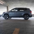 Used 2024 Volkswagen Taos SE image 3