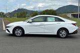 New 2025 Hyundai Elantra SE image 6