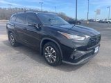 Used 2020 Toyota Highlander XLE image 5