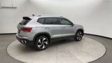 Used 2024 Volkswagen Taos SE image 2