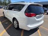 Used 2017 Chrysler Pacifica Touring-L image 3