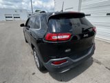 Used 2018 Jeep Cherokee Limited image 4