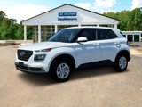 New 2025 Hyundai Venue SE image 2