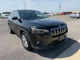 Used 2019 Jeep Cherokee Latitude w/ Cold Weather Group image 2