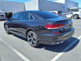 Used 2021 Volkswagen Passat 2.0T R-Line image 2