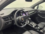 Certified 2023 Porsche Macan Turbo image 4