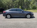 Used 2017 Kia Optima EX w/ Premium Package image 4