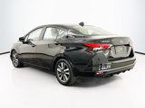 Used 2022 Nissan Versa SV image 5