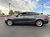 Used 2020 Ford Fusion SE image 3
