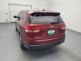 Used 2017 Kia Sorento LX w/ LX Convenience Package image 6