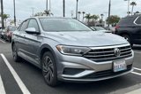 Used 2020 Volkswagen Jetta SEL image 2