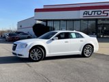 Used 2022 Chrysler 300 Touring image 2