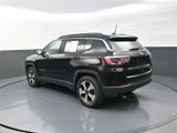 Used 2017 Jeep Compass Latitude w/ Popular Equipment Group image 5