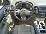 Used 2011 Jeep Grand Cherokee Laredo image 2