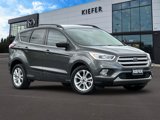 Used 2017 Ford Escape SE w/ Equipment Group 201A image 2