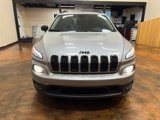 Used 2016 Jeep Cherokee Sport image 4