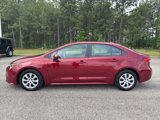 Used 2022 Toyota Corolla LE image 3