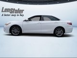 Used 2017 Toyota Camry SE image 2