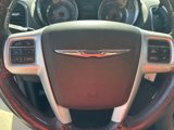 Used 2015 Chrysler Town & Country Touring-L w/ Driver Convenience Group image 6