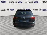 Used 2021 Volkswagen Tiguan SE R-Line image 4