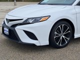 Used 2019 Toyota Camry SE image 4