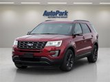 Used 2017 Ford Explorer XLT w/ Equipment Group 202A image 3