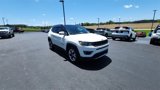 Used 2018 Jeep Compass Limited image 2