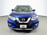 Used 2018 Nissan Rogue SV image 2