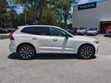 Used 2024 Volvo XC60 B5 Plus image 3