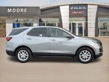 Used 2023 Chevrolet Equinox LT image 2