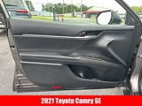 Certified 2021 Toyota Camry SE image 4