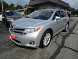 Used 2014 Toyota Venza XLE image 2
