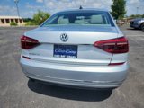 Used 2018 Volkswagen Passat 2.0T SE image 6