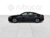 Used 2023 Nissan Altima 2.5 SV image 2